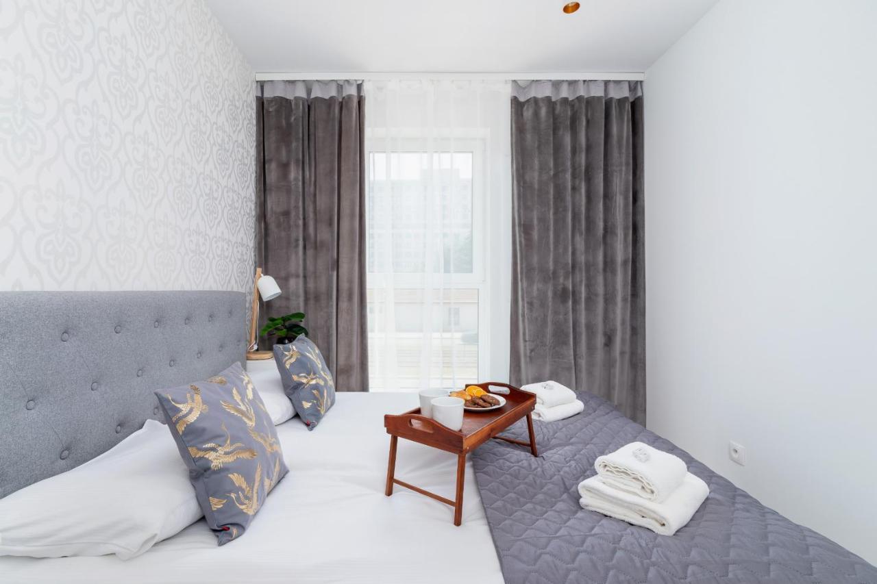Apartment With Balcony & Parking Mogilska By Renters Prestige 克拉科夫 外观 照片